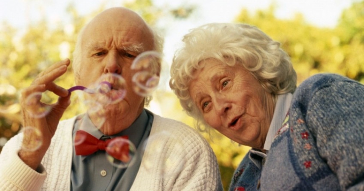 Thành ngữ tiếng Anh thú vị về tuổi già (Age Idioms) www.english4all.vn
