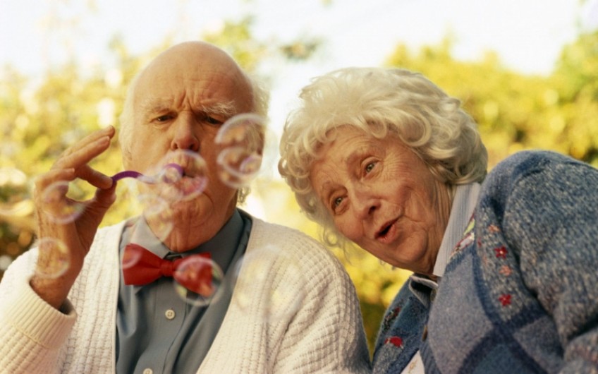 Thành ngữ tiếng Anh thú vị về tuổi già (Age Idioms) www.english4all.vn