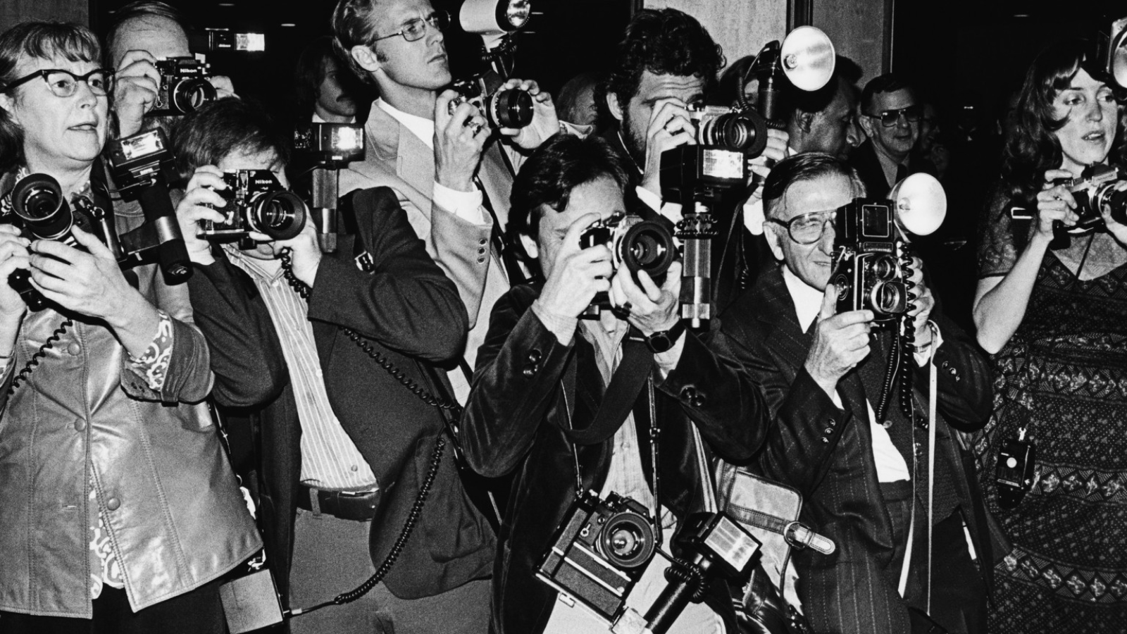 Nguồn gốc từ Paparazzi Word Origin www.english4all.vn