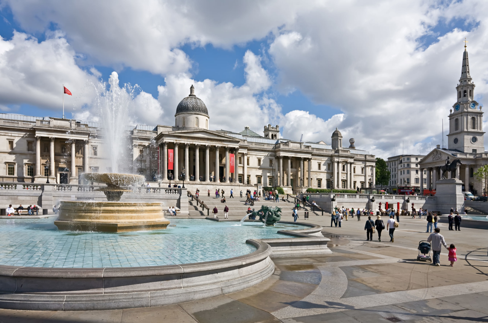 10 Interesting Facts and Figures about Trafalgar Square – London.. 10 ĐIỀU THÚ VỊ VỀ QUẢNG TRƯỜNG TRAFAGAR - Văn hóa Anh. www.english4all.vn