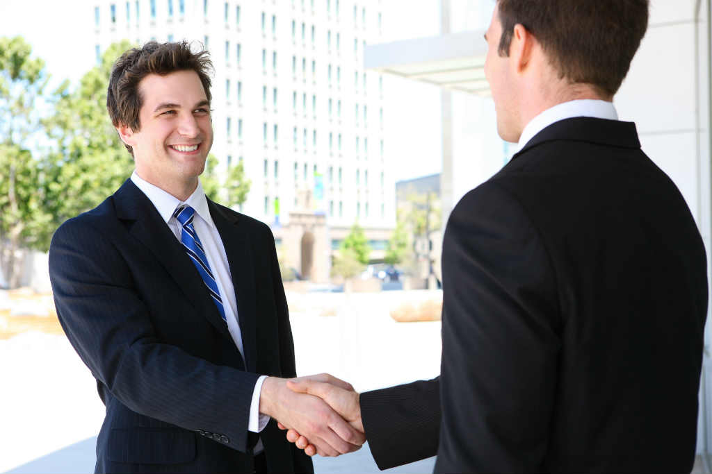 Nghi thức chào hỏi ở Anh (British Greeting Etiquette). Văn hóa Anh. www.english4all.vn